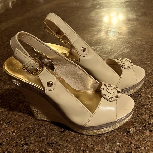 Michael Kors Platform wedge heel size 7 - Picture 2 of 5